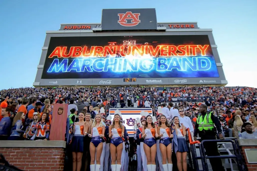 10-22-16 Arkansas-2605 auburn marching band aumb uniforms